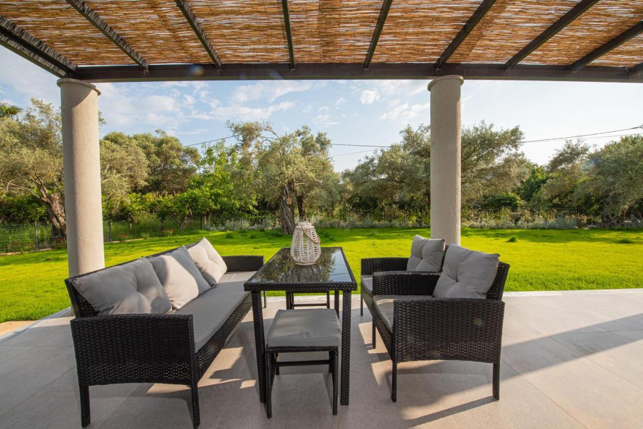 Aerinos Private Villa