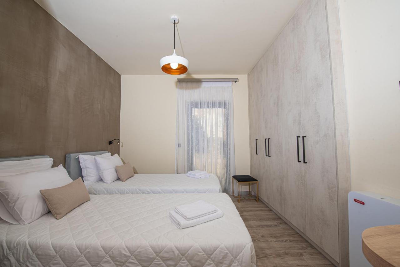 Aerinos Private * Lefkada City